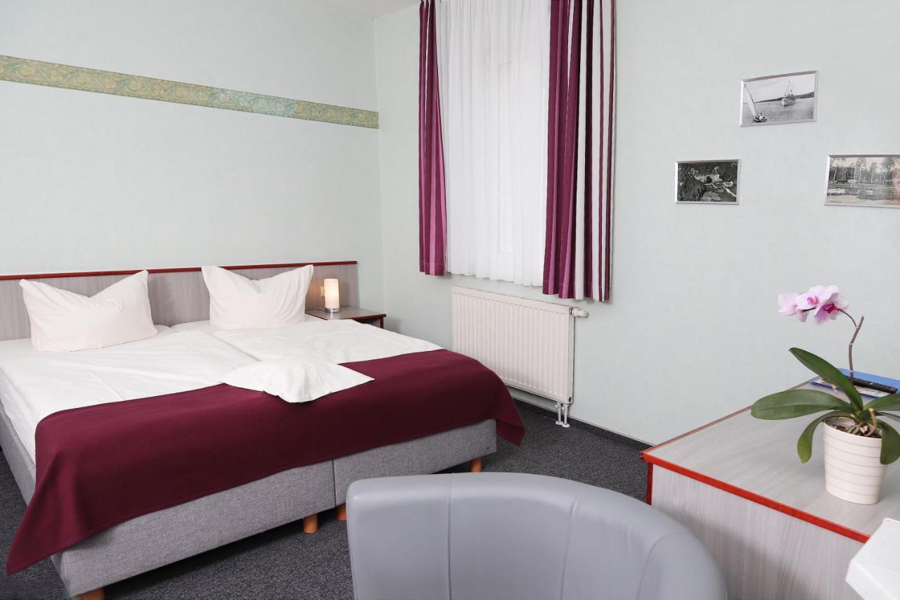 Hotel "Am Werl" Bad Saarow Esterno foto