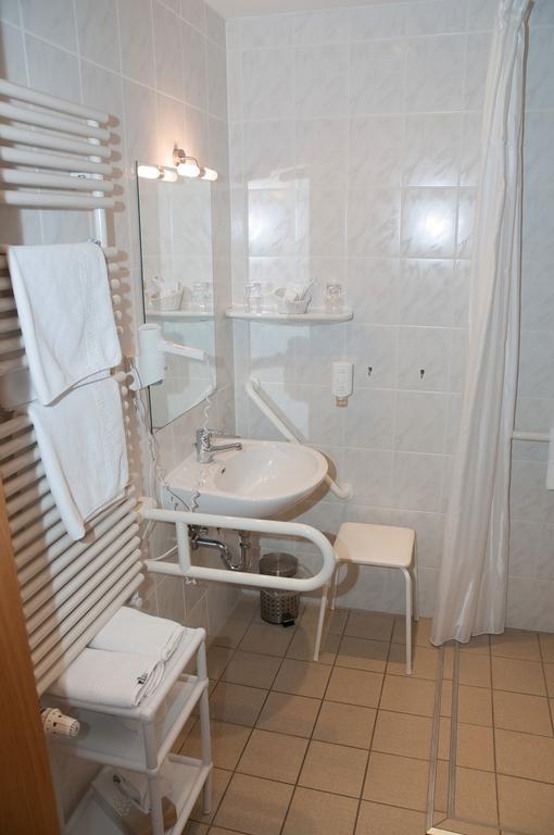 Hotel "Am Werl" Bad Saarow Esterno foto