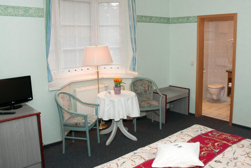 Hotel "Am Werl" Bad Saarow Esterno foto